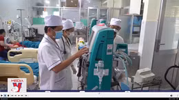 Một người tử vong do uống rượu pha nước sát khuẩn