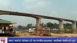 Mực nước sông Lô tại Tuyên Quang xuống thấp kỷ lục