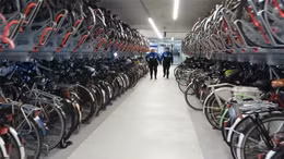 Bãi đỗ xe đạp - Mắt xích kết nối hạ tầng giao thông tại Hà Lan