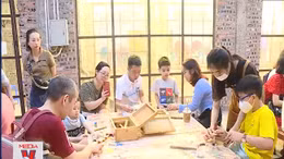 Trải nghiệm DIY trong dịp nghỉ lễ của các bạn trẻ