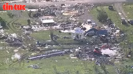 Giông bão, lốc xoáy dữ dội quét qua nhiều bang ở Mỹ gây thiệt hại lớn