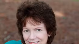 Hé lộ chân dung trợ lí giọng nói Siri của iPhone