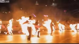 21 người 'tự thiêu' lập kỷ lục thế giới 