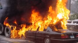 Tai nạn kinh hoàng khi lái xe ẩu trên đường cao tốc