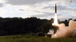 Video Hàn Quốc liên tiếp bắn tên lửa đạn đạo 6 phút sau khi tên lửa Triều Tiên rời bệ