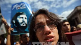 Sinh viên Cuba tuần hành tưởng niệm Lãnh tụ Fidel Castro