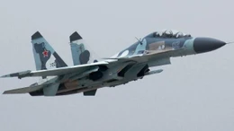 Cận cảnh Su-34 và Su-25 của Nga thực hành phóng tên lửa và ném bom