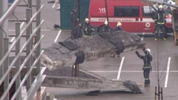 Hiện trường vụ sập mái siêu thị làm 50 người chết