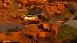 Vỡ đập, lũ bùn nhấn chìm nhiều nhà cửa ở Brazil