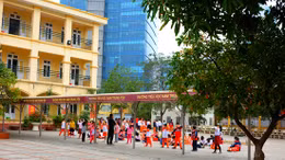 Clip công bố quyết định kỷ luật Hiệu trưởng, Hiệu phó Trường Tiểu học Nam Trung Yên