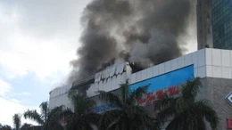 Video: Vụ cháy siêu thị lớn nhất Hà Tĩnh