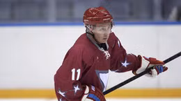 Ông Putin và Tổng thống Belarus đấu khúc côn cầu tại Sochi