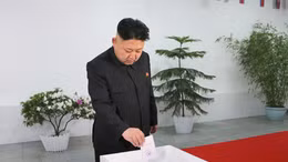 Ông Kim Jong Un vào quốc hội với số phiếu tuyệt đối