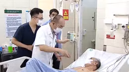 Sốt xuất huyết tăng mạnh, nhiều ca diễn biến nặng