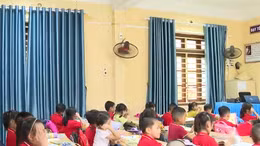 Lạm thu: Đến hẹn lại lên