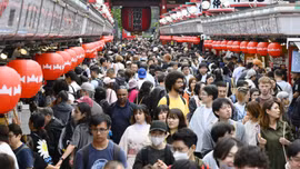 Nhật Bản duyệt ngân sách kỷ lục: Đẩy mạnh giáo dục, quốc phòng