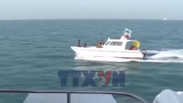 Mỹ tuyên bố buộc 10 tàu quay đầu trong 48 giờ phong tỏa cảng Iran