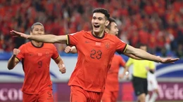 Hàng thủ U23 Việt Nam cần coi chừng 'Cậu bé Vàng' của bóng đá Trung Quốc 