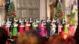 Hà Nội đón Giáng sinh ấm áp, an lành