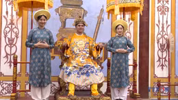 Giữ gìn 'di sản' áo dài xứ Huế