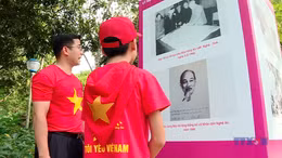 Về quê Bác trong mùa thu độc lập