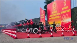 Cận cảnh 15 khẩu pháo lễ trong nghi thức bắn 'hàm lửa'