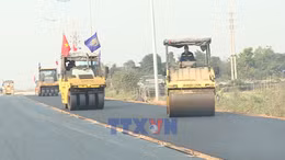 Thi đua lao động trên công trường Vành đai 4 - Vùng Thủ đô