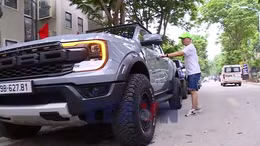 Xe bán tải và phép thử chính sách trong bài toán giao thông đô thị