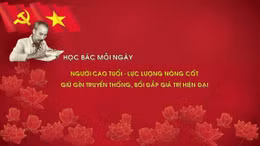 Học Bác mỗi ngày: Người cao tuổi - lực lượng nòng cốt giữ gìn truyền thống, bồi đắp giá trị hiện đại