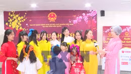 Mong ước đầu năm mới của bà con kiều bào