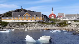 Greenland mất 12,5 tỷ tấn băng chỉ trong 1 ngày 