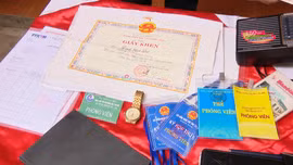 Câu chuyện ở căn nhà nhỏ của phóng viên Đinh Hữu Dư