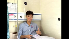 Tiền vệ Nguyễn Văn Trường không thể dự SEA Games, nghỉ 8 tháng vì chấn thương