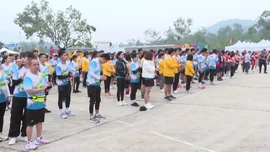 Giải Marathon Hành trình kết nối di sản văn hóa Côn Sơn - Kiếp Bạc