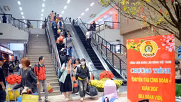 “Chuyến tàu Công đoàn – Xuân 2026” đưa gần 3.000 lao động TP Hồ Chí Minh về quê đón Tết