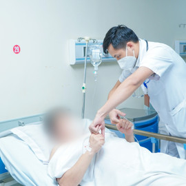 Bác sĩ ơi: Cách xử trí khi phát hiện người bị đột quỵ 