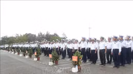 Mang mùa xuân đến Trường Sa