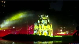 Trình diễn ánh sáng 'Hà Nội rạng rỡ' tại Hồ Hoàn Kiếm 