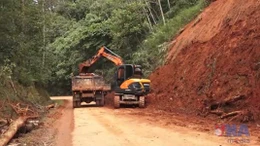 Cao Bằng khẩn trương khai thông các đoạn đường bị tắc nghẽn