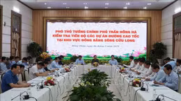 Phó Thủ tướng Trần Hồng Hà làm việc về tiến độ cao tốc ở miền Tây