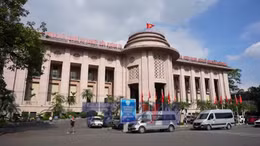 Không cần độ trễ, ngân hàng lập tức giảm lãi suất cho vay