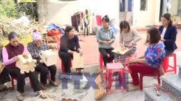 Phụ nữ Hưng Yên giữ 'lửa' nghề làng