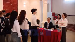 Lá phiếu đầu đời – Trách nhiệm của thế hệ trẻ với tương lai đất nước 