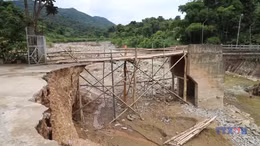 Khó khăn trong tái thiết cuộc sống ở tâm lũ Nhôn Mai, Nghệ An