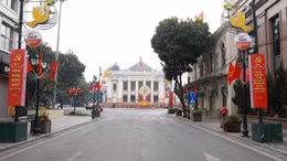 Hà Nội bình yên sáng mùng 1 Tết