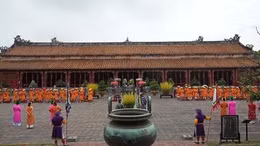 Hơn 310.000 du khách đến Huế trong dịp Giỗ Tổ Hùng Vương