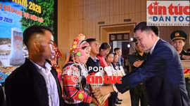 Chính sách đối với người có uy tín
