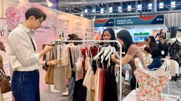 Triển lãm SIUF - CBME khẳng định sức hút thị trường thời trang Việt Nam