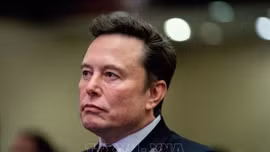 Tỷ phú Elon Musk lại tìm cách 'ngáng đường' OpenAI