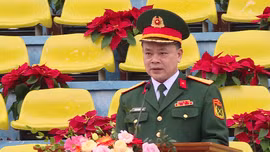 Hàng nghìn thanh niên Hà Nội lên đường nhập ngũ